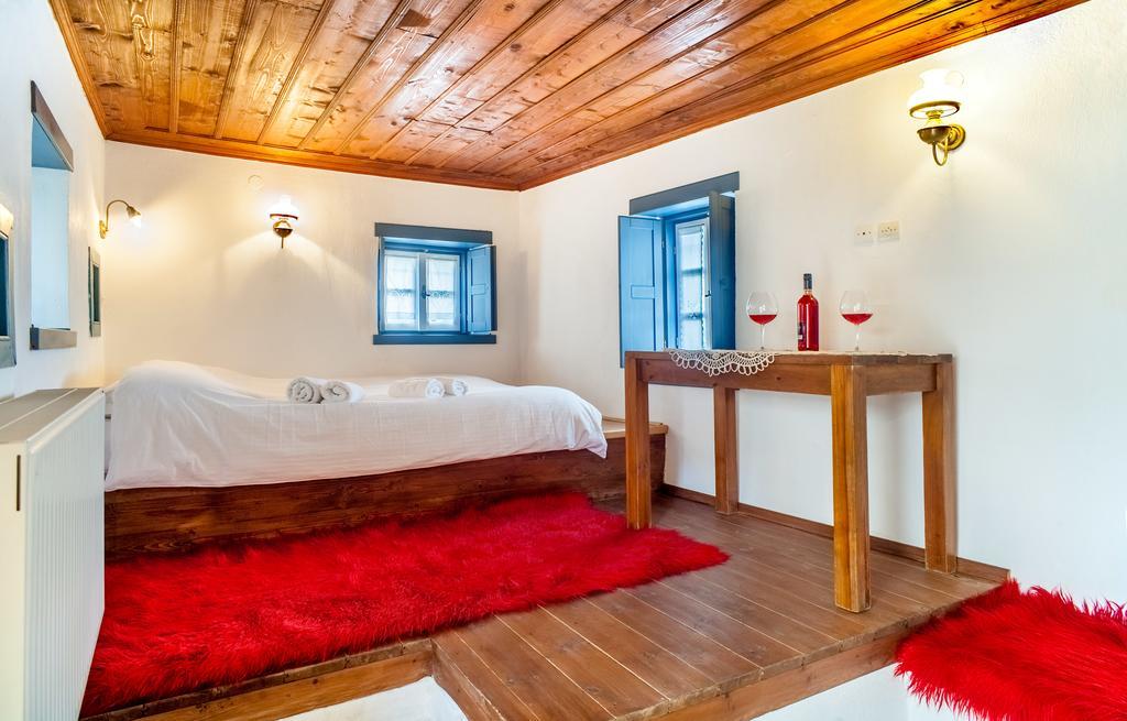 Guesthouse Ioannidis Pápingo Eksteriør bilde